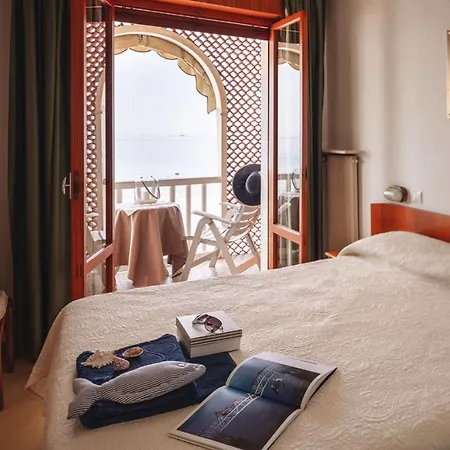 Marin Hotell